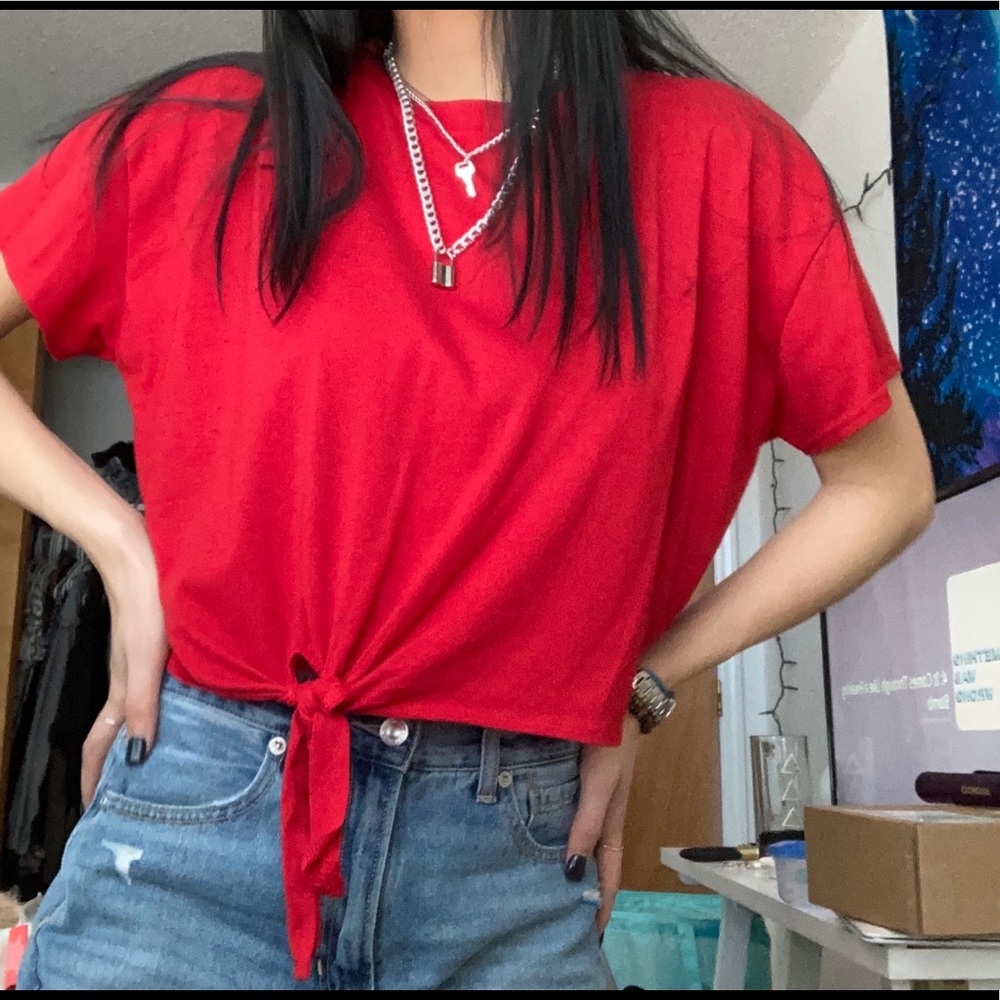 H&M red tie front T-shirt